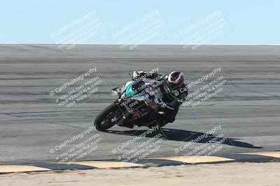 media/Oct-13-2025-Moto Forza (Mon) [[a66d839500]]/4-C Group/Session 2 (Bowl)/